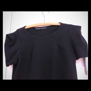 Last season Zara pointed shoulder short sleeve top